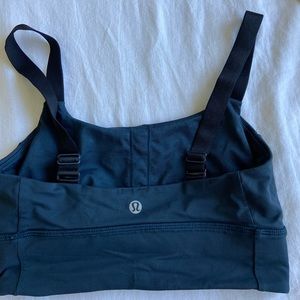 Lululemon sports bra size 2